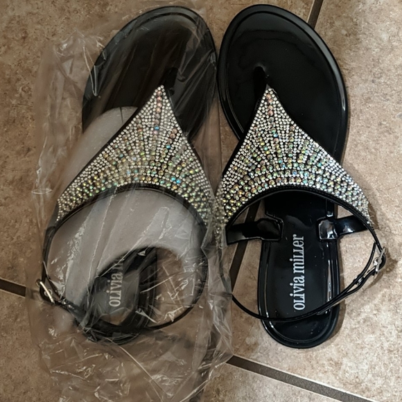 Olivia Miller Shoes - New Olivia Miller sandals